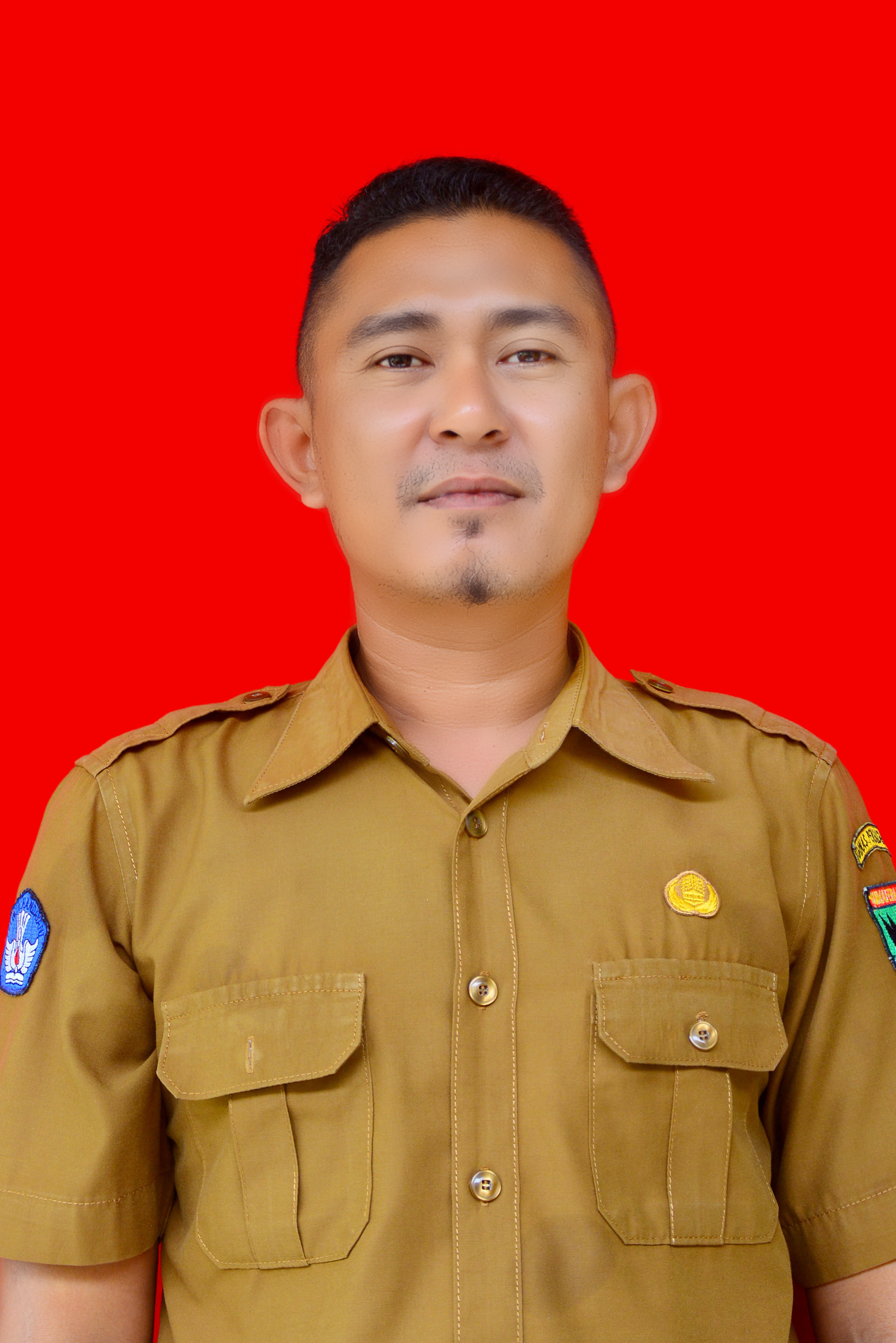 Ade Anriani, S. S